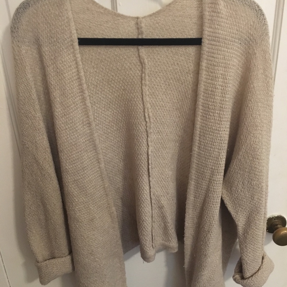 Brandy Melville buttonless cardigan